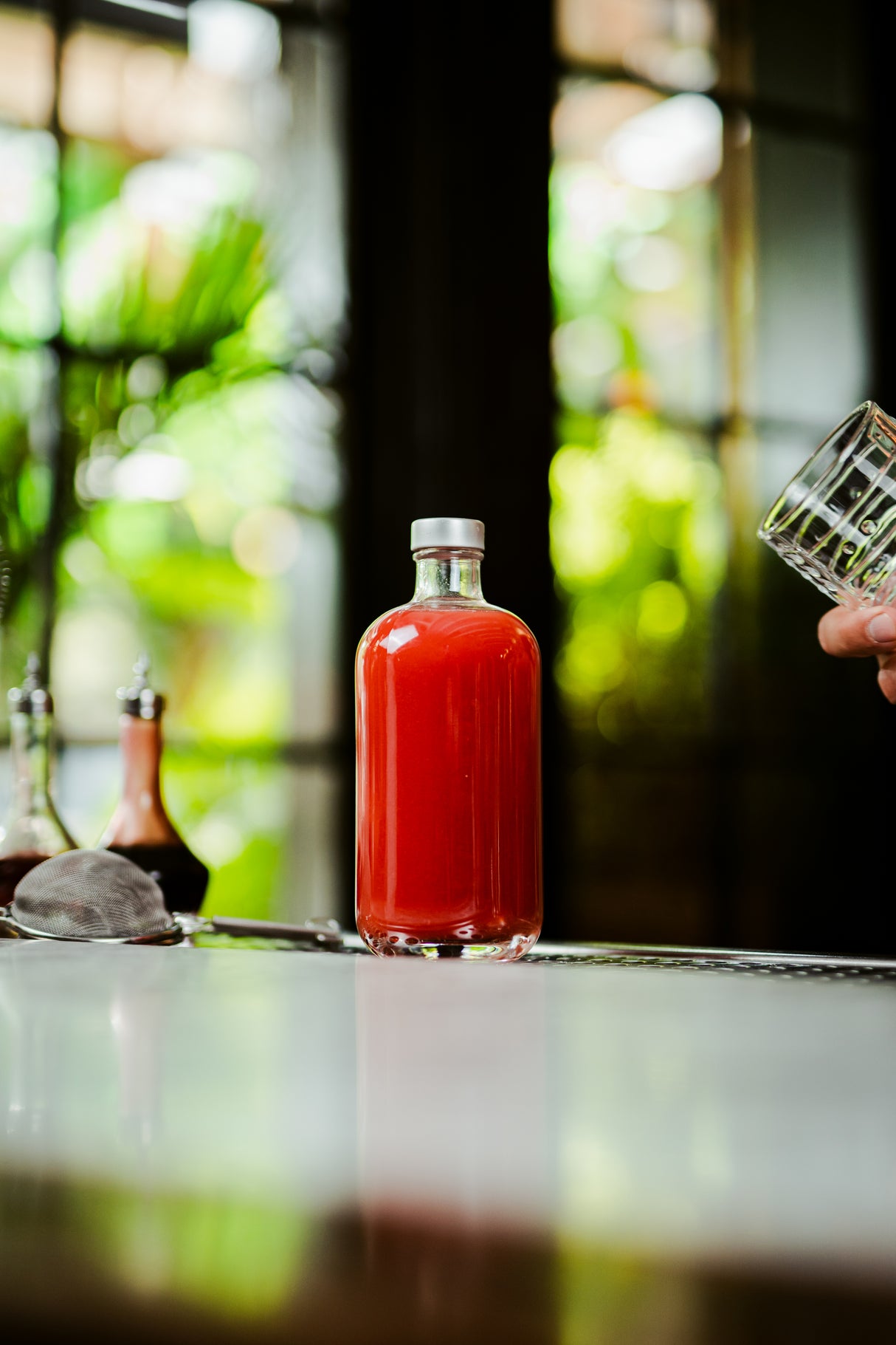 Era 0.5 L. Lidded Bottle