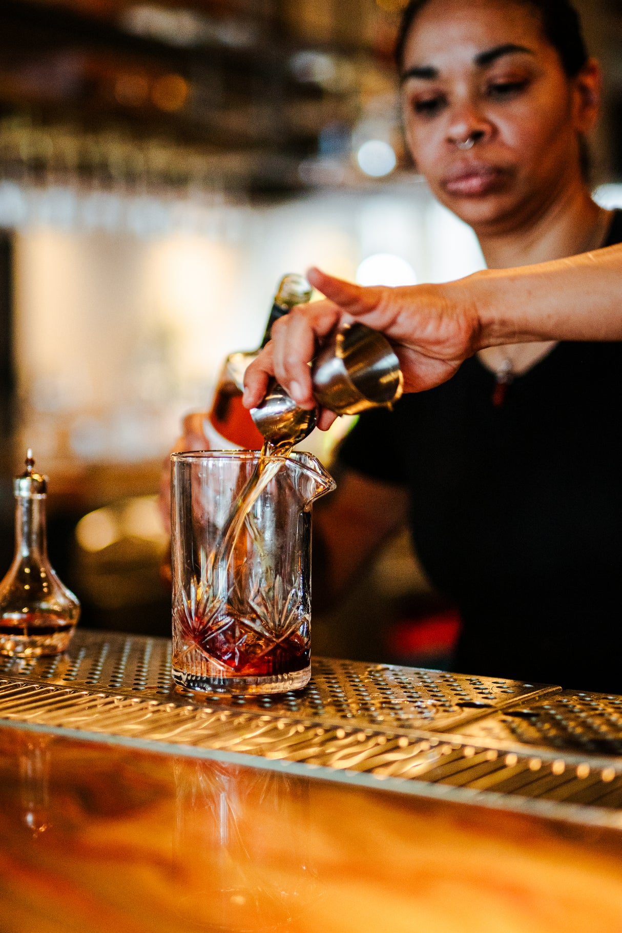 Medley 21 oz. Mixing Glass