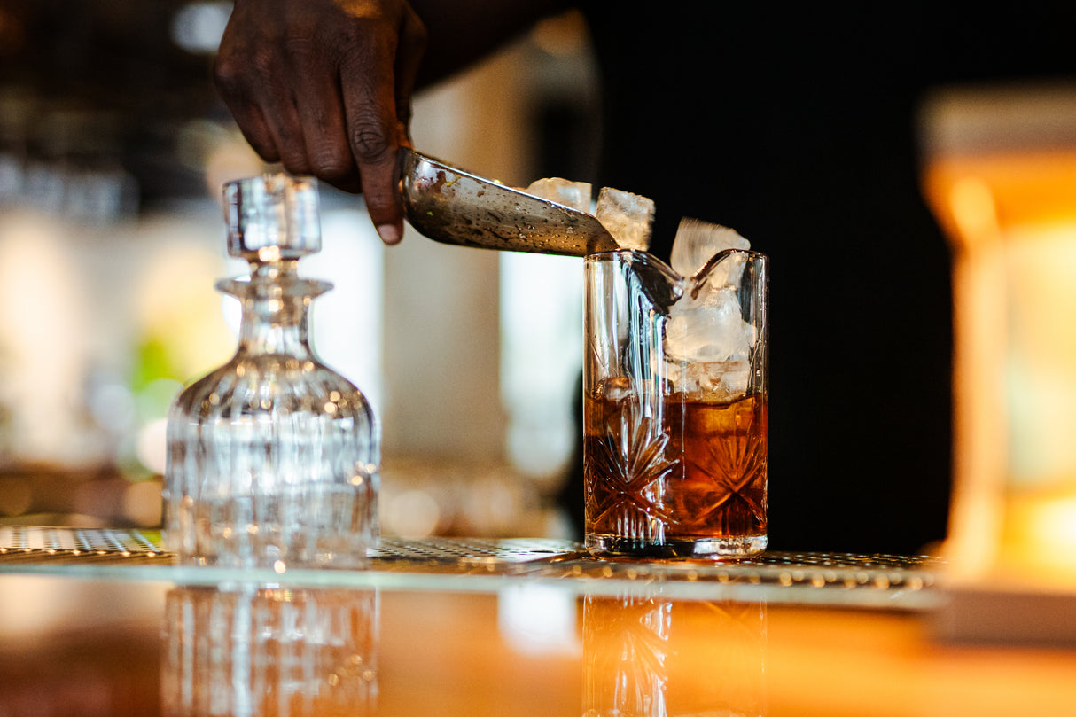 Medley 21 oz. Mixing Glass