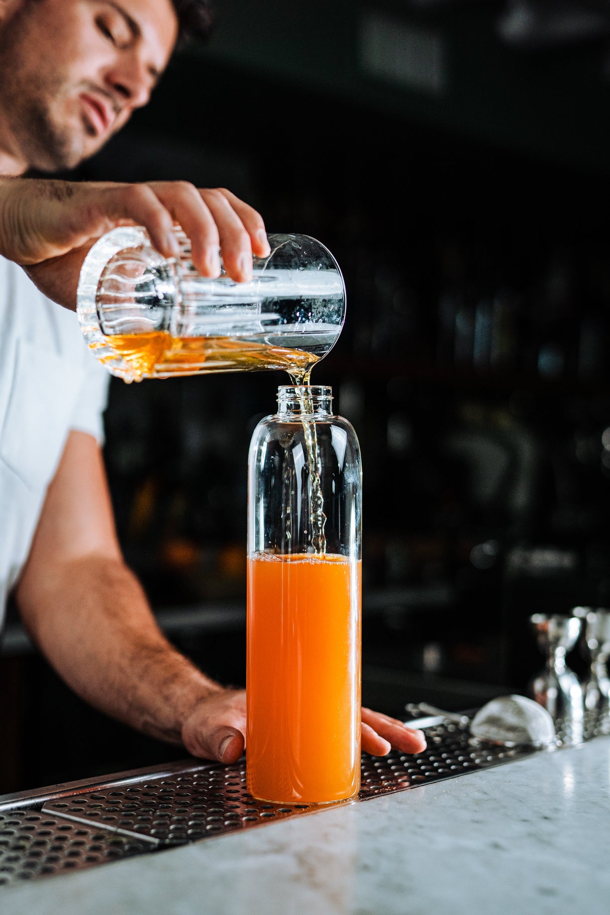 Atlantic 1 L. Lidded Water Bottle