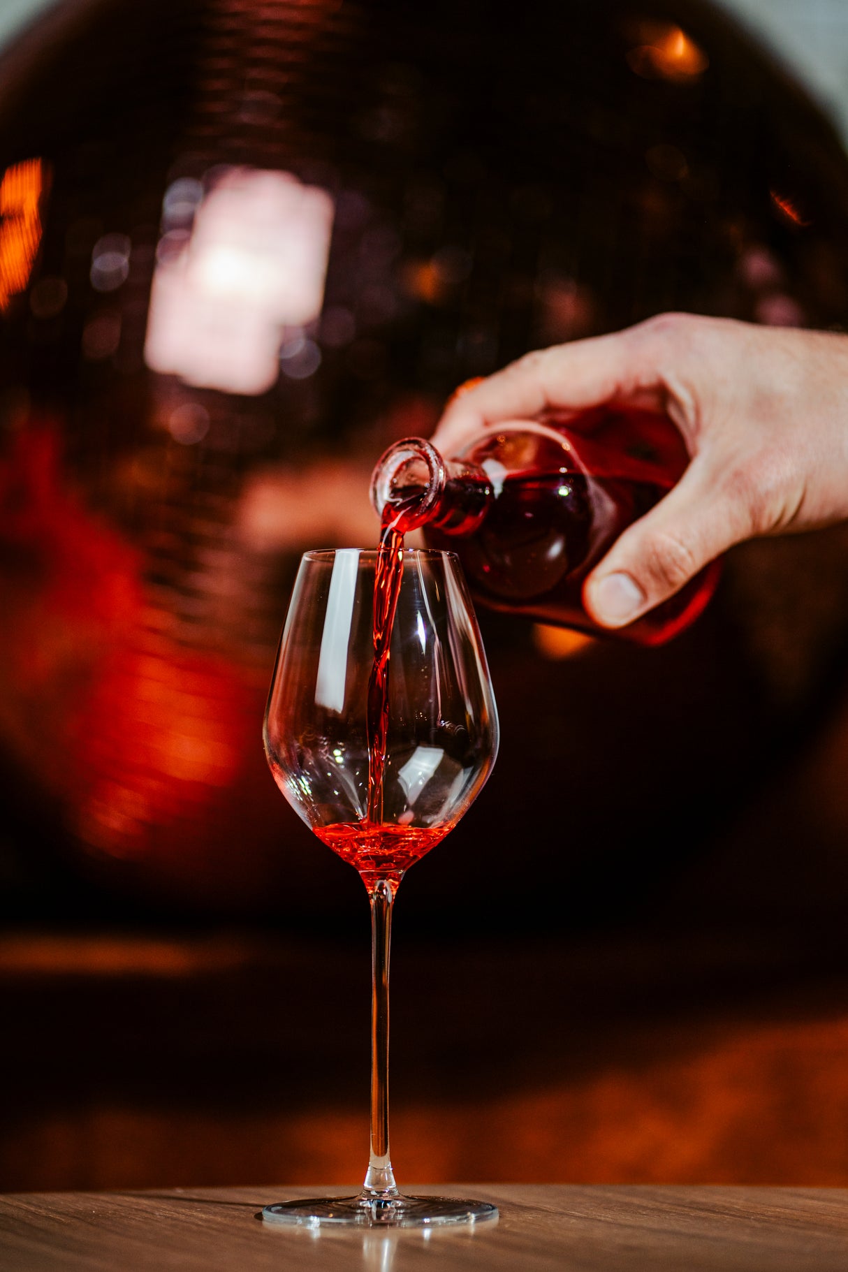 Borough 9.5 oz. Champagne