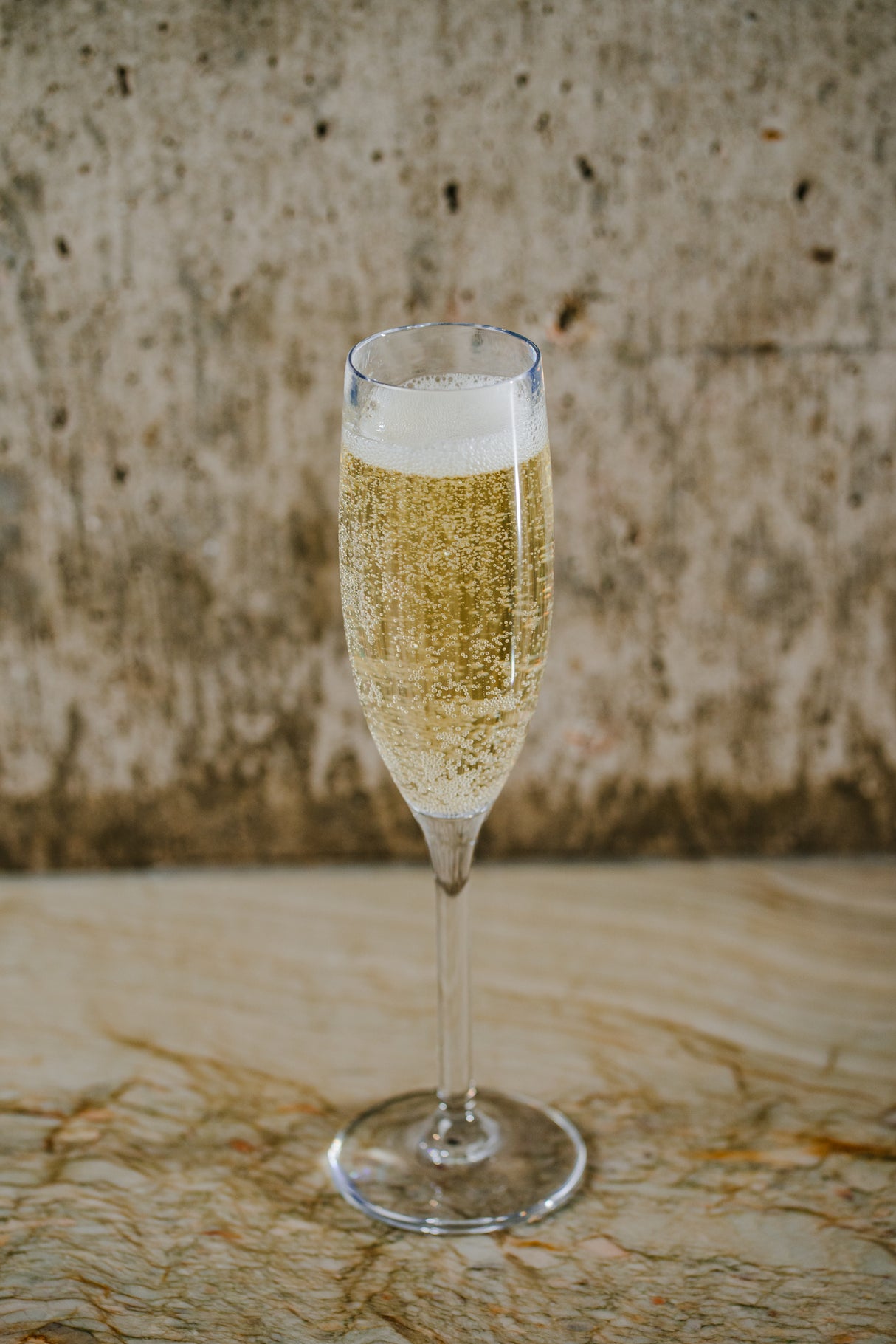 Altesse 7 oz. Champagne