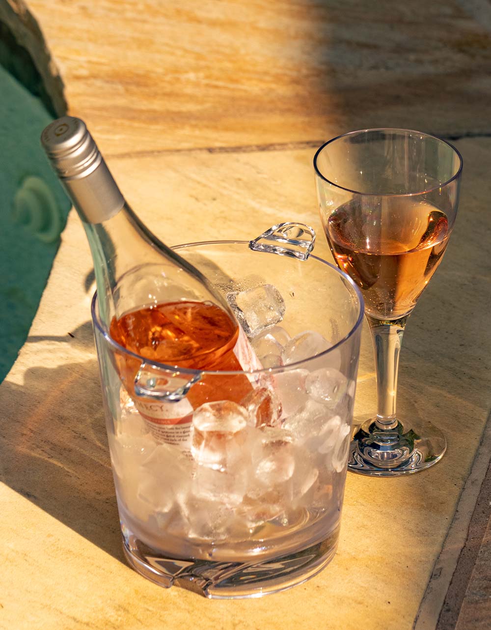 Vogue 2.5 qt. Ice Bucket