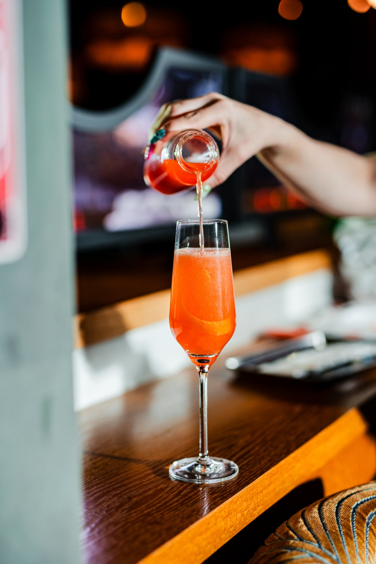 Euphoria 7.75 oz. Champagne