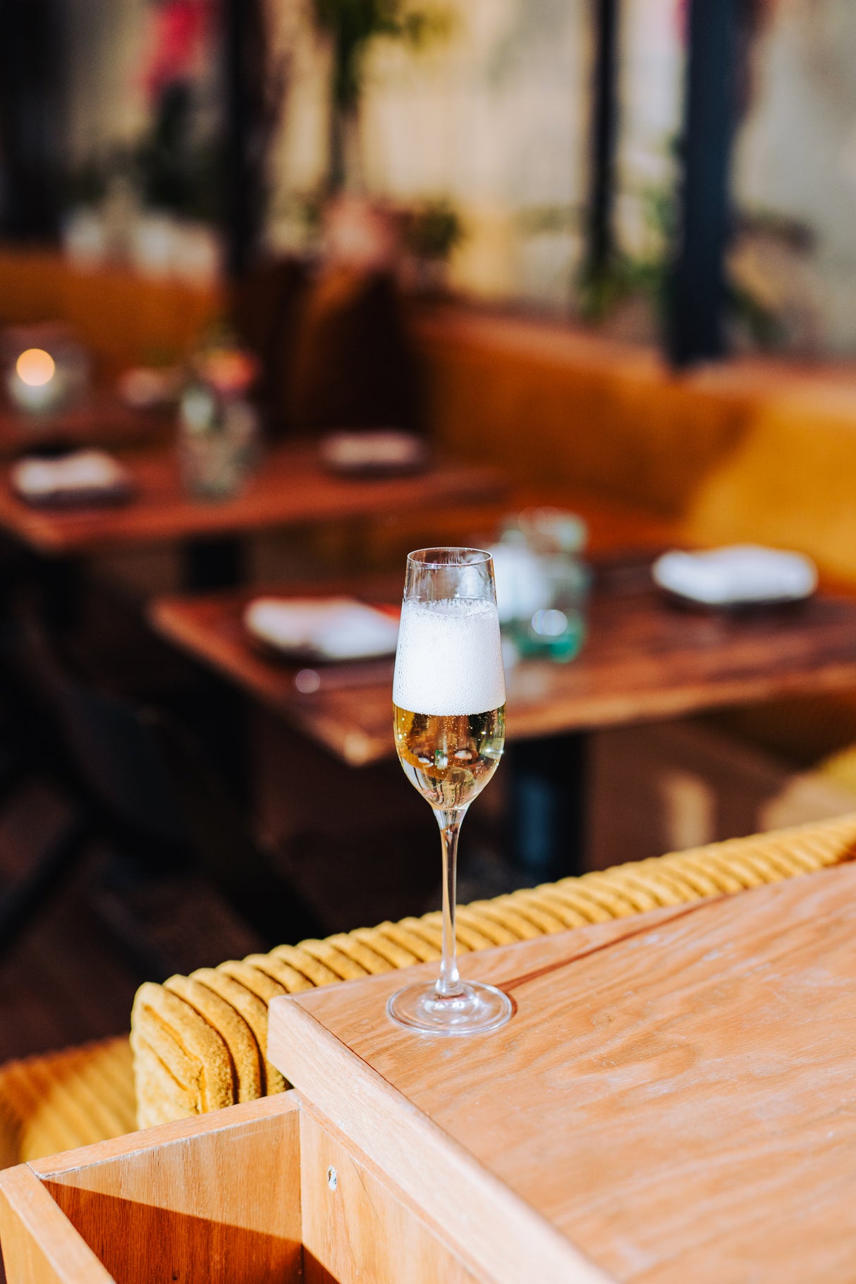 Gala 7 oz. Elegant Champagne