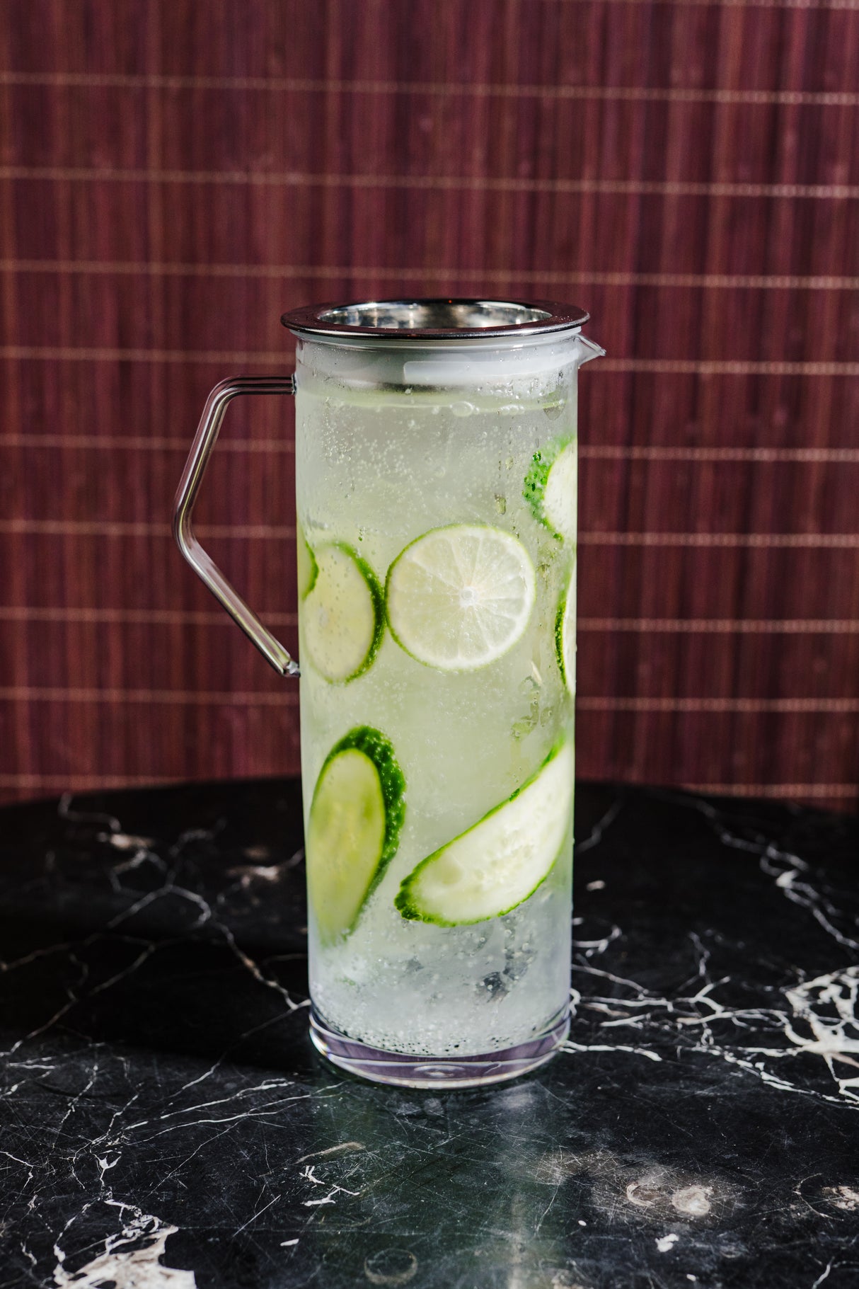 Laguna 1.5 L. Pitcher w/ Stainless Steel Top