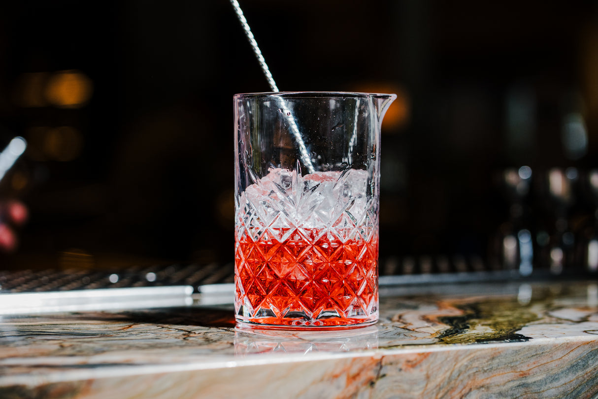 Majesty 24.5 oz. Mixing Glass