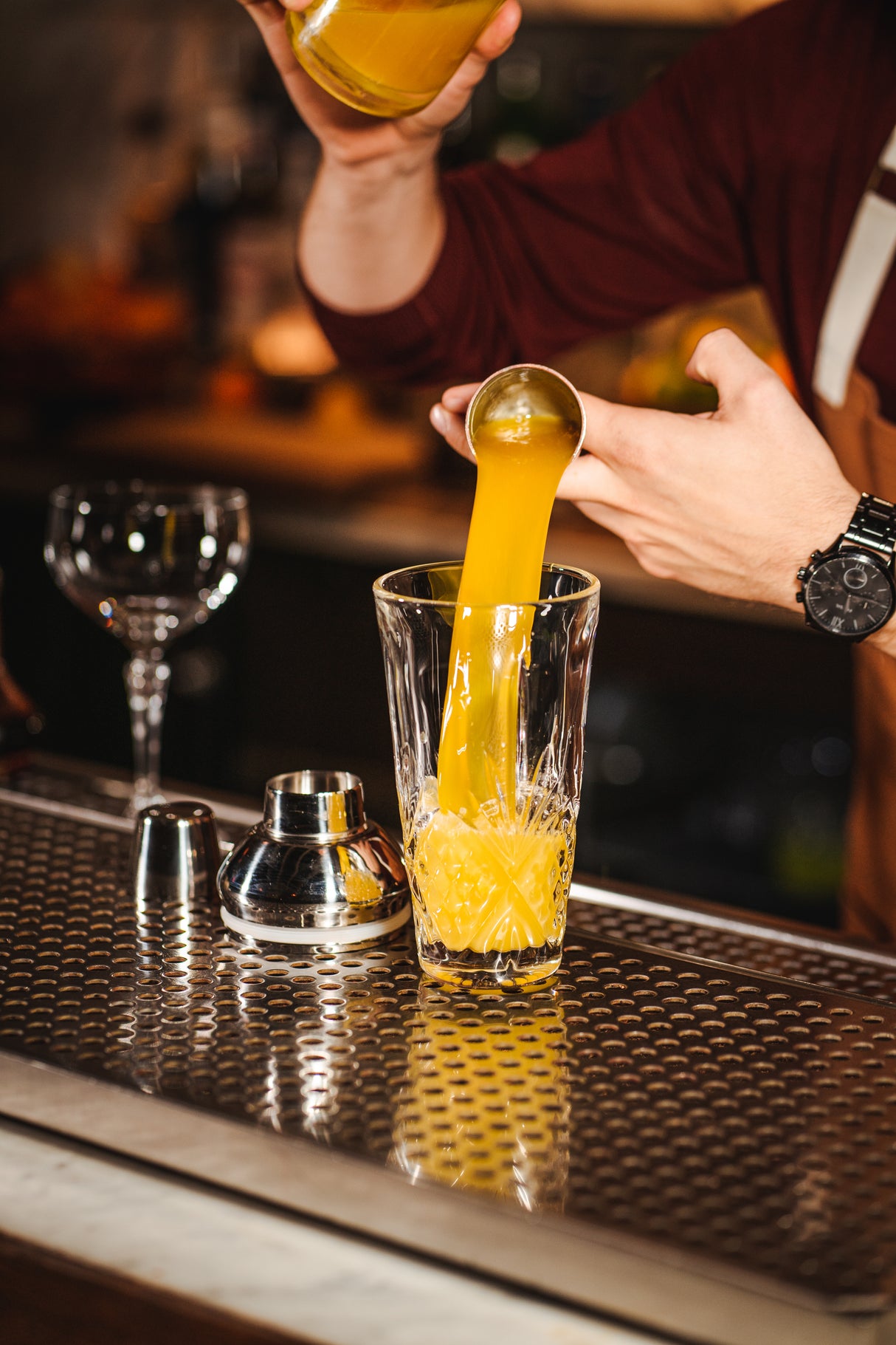 Majesty 16 oz. Shaker w/ Strainer