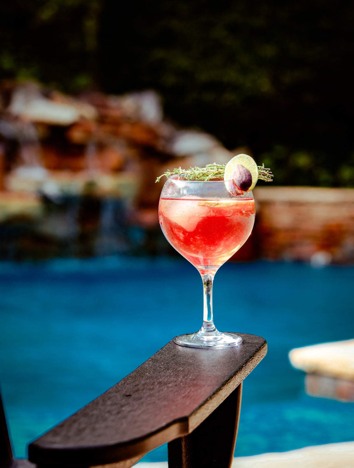 Revel 21.75 oz. Gin & Tonic