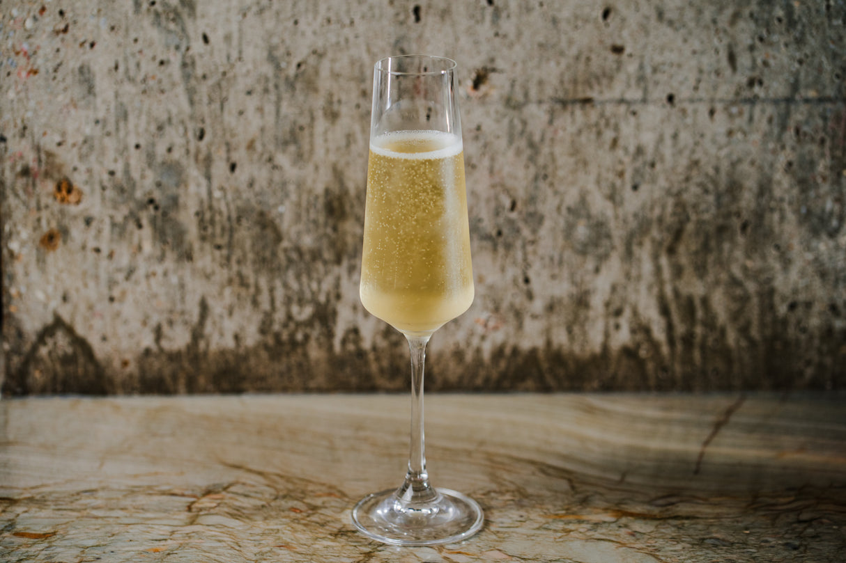 Trix 6.5 oz. Champagne